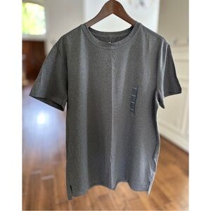 Man's Performance T-Shirts (L)